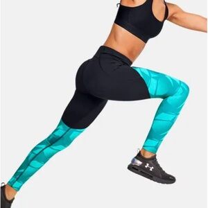 NWT Under Armour Heat gear women’s leggings, size small